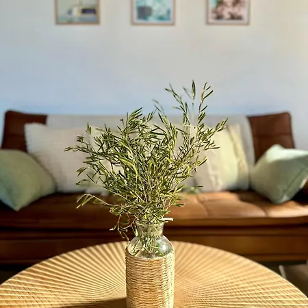 Olive Tree Oasis - Coastal Charm & Sea Views