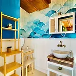 Olive Tree Oasis - Coastal Charm & Sea Views