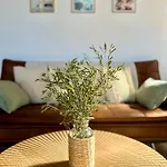Olive Tree Oasis - Coastal Charm & Sea Views