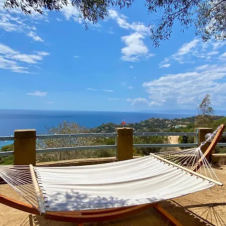Holiday home Seaside Sunset Cove - Your Own Slice Of Paradise! *