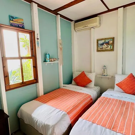 Olive Tree Oasis - Coastal Charm & Sea Views * 토레 델레 스텔레