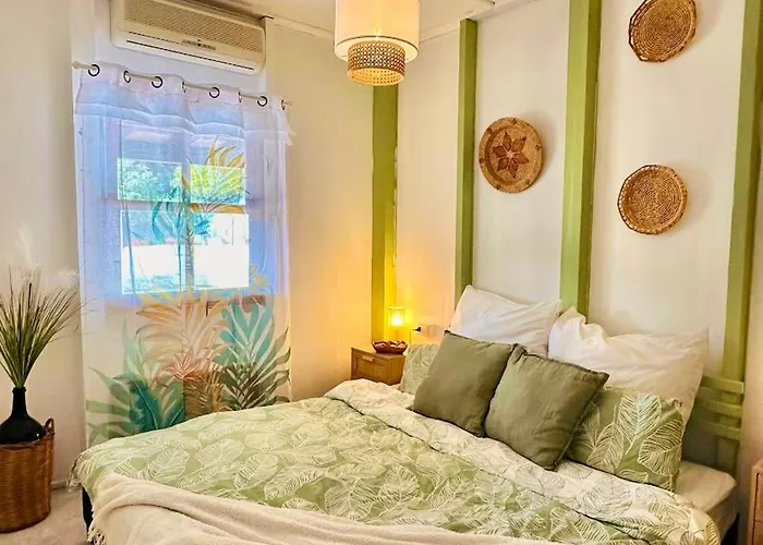 Ferienhaus Olive Tree Oasis - Coastal Charm & Sea Views *