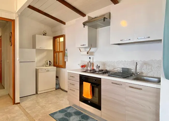 Olive Tree Oasis - Coastal Charm & Sea Views Torre delle Stelle